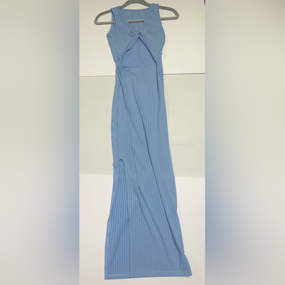 Elegant Blue Sleeveless Dress